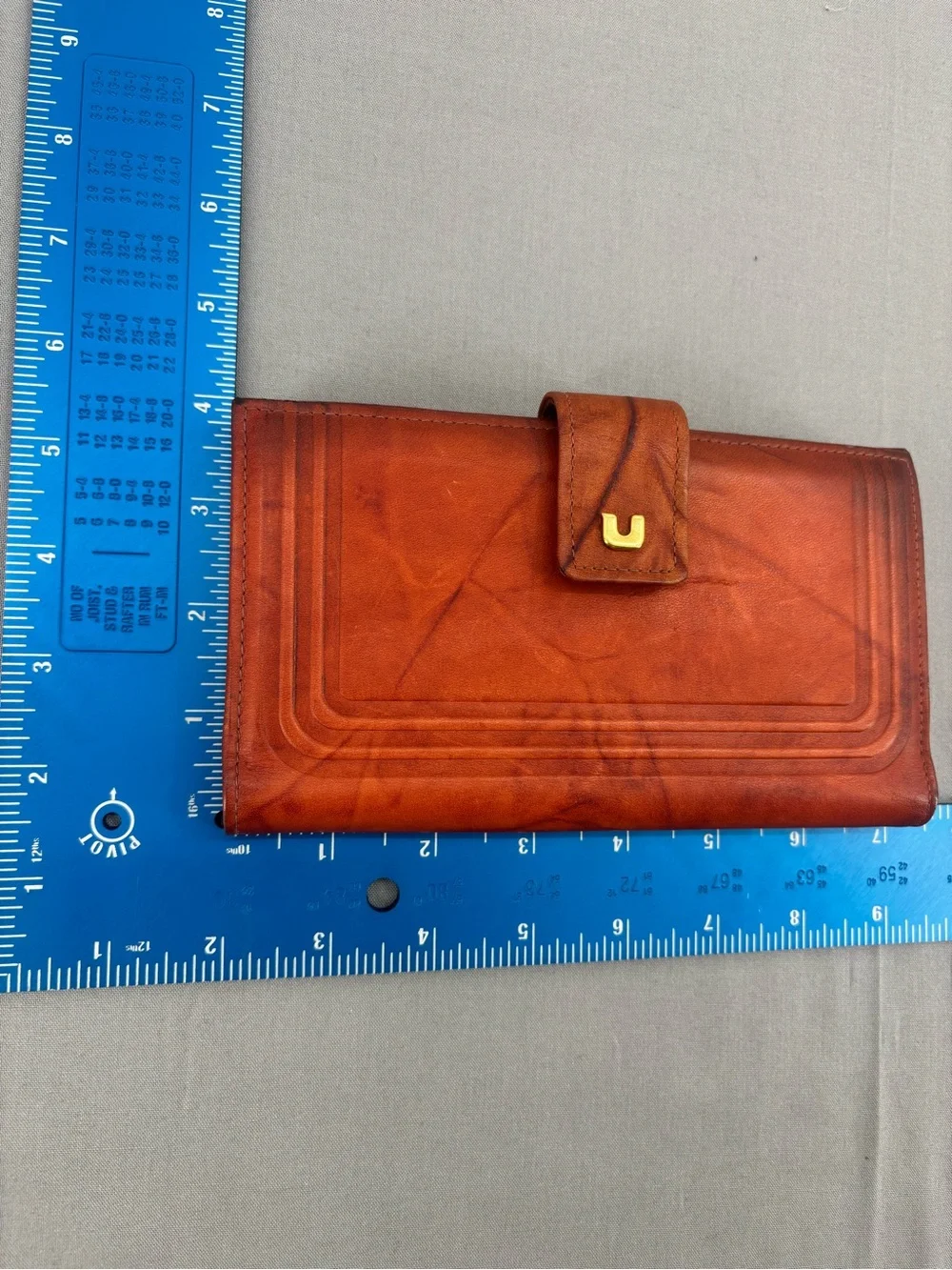Vintage Baronet Leather Wallet Clutch in Distressed Cognac Brown